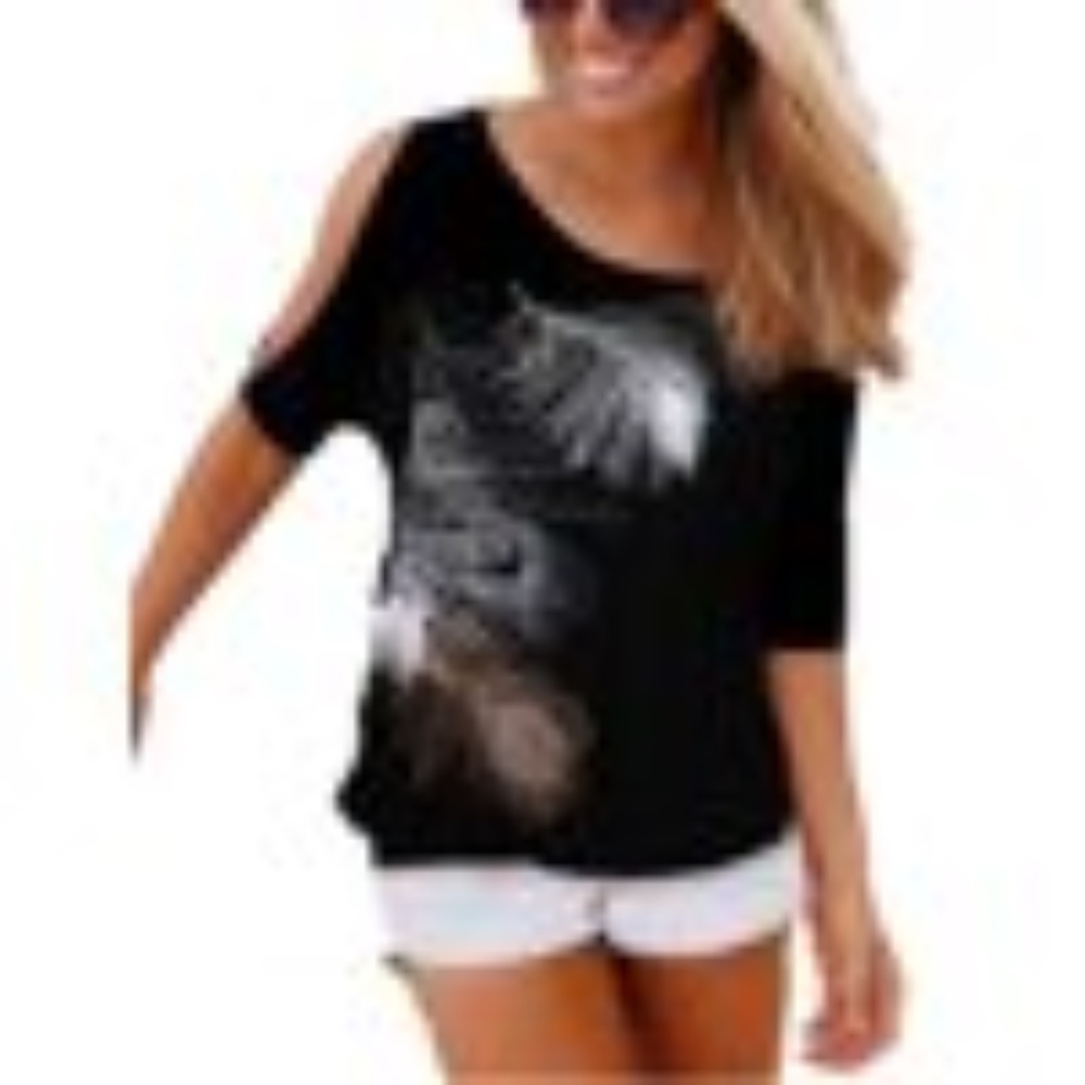 4/ $25 Peek a boo sleeves; Feathers graphic